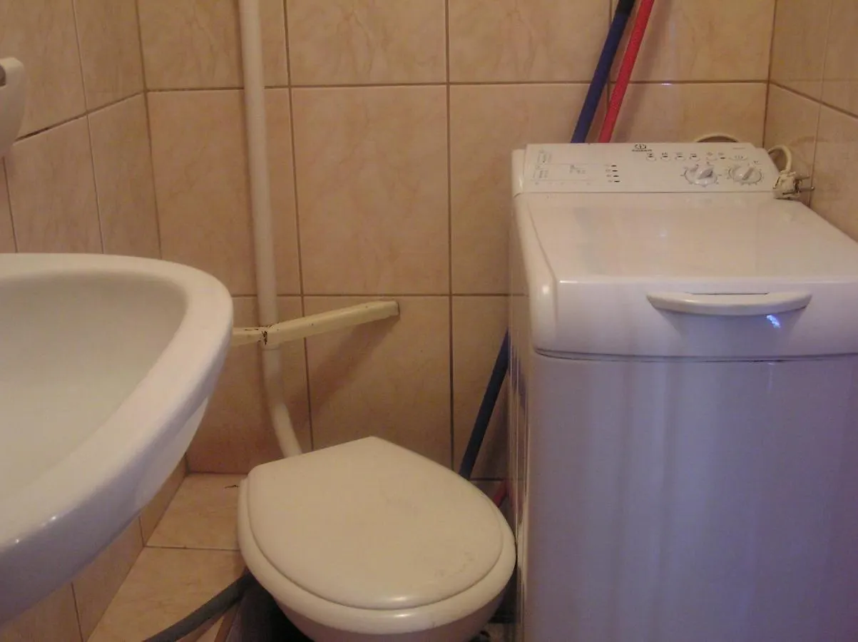 A-Klimatyzacja Kawalerka Mala Halczyna 9 Do Centrum 6 Przystankow